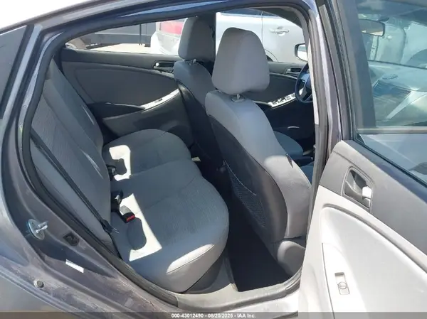 KMHCT4AE1GU038678 2016 HYUNDAI ACCENT - Image 8