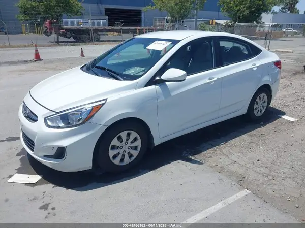KMHCT4AE1GU054282 2016 HYUNDAI ACCENT - Image 2