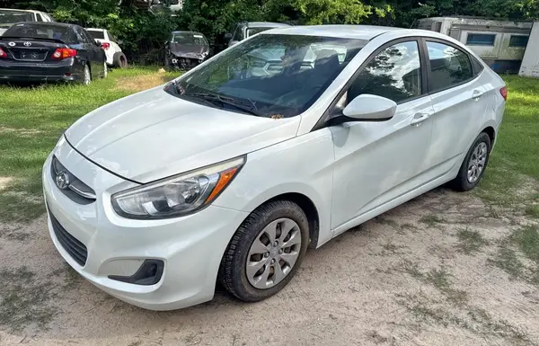 KMHCT4AE1GU073124 2016 HYUNDAI ACCENT - Image 2