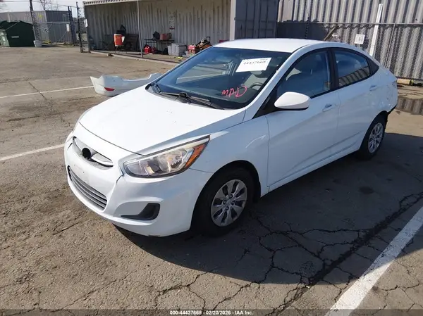 KMHCT4AE1GU078677 2016 HYUNDAI ACCENT - Image 2
