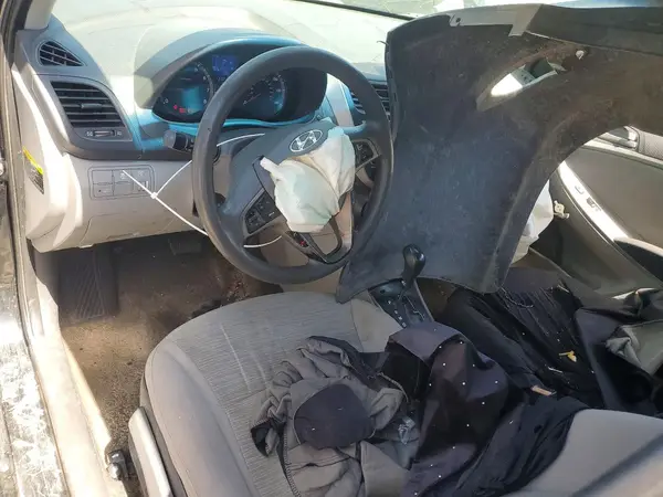 KMHCT4AE1GU079652 2016 HYUNDAI ACCENT - Image 8