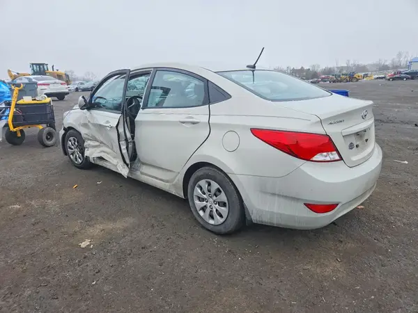 KMHCT4AE1GU081479 2016 HYUNDAI ACCENT - Image 2