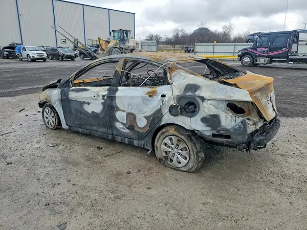 KMHCT4AE1GU082714 2016 HYUNDAI ACCENT - Image 2