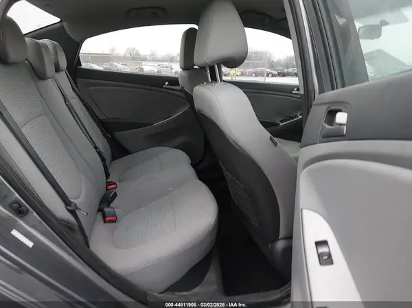 KMHCT4AE1GU083717 2016 HYUNDAI ACCENT - Image 8
