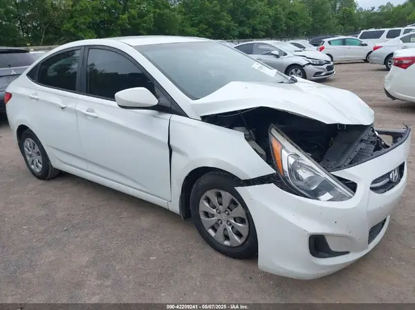 KMHCT4AE1GU084446 2016 HYUNDAI ACCENT - Image 1