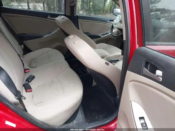 KMHCT4AE1GU086116 2016 HYUNDAI ACCENT - Image 8
