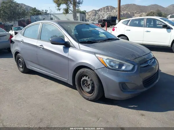 KMHCT4AE1GU099805 2016 HYUNDAI ACCENT - Image 1