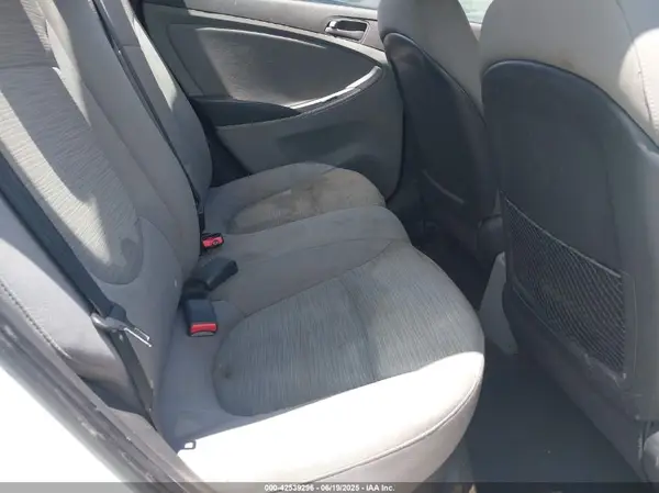 KMHCT4AE1GU106669 2016 HYUNDAI ACCENT - Image 8