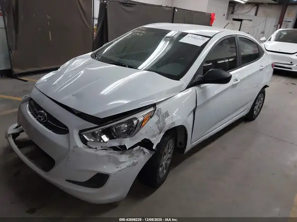 KMHCT4AE1GU123245 2016 HYUNDAI ACCENT - Image 2