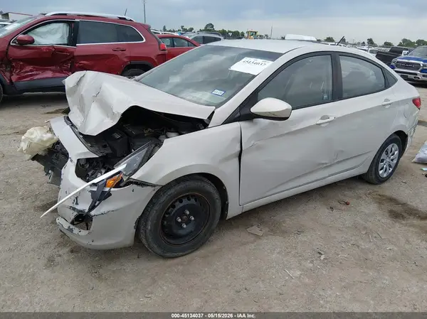 KMHCT4AE1GU129501 2016 HYUNDAI ACCENT - Image 2