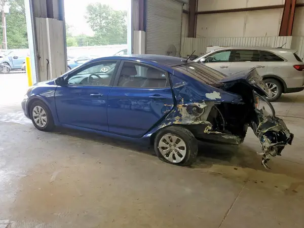 KMHCT4AE1GU152020 2016 HYUNDAI ACCENT - Image 2