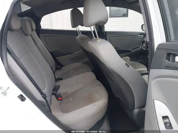 KMHCT4AE1GU945964 2016 HYUNDAI ACCENT - Image 8