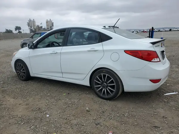 KMHCT4AE1GU949867 2016 HYUNDAI ACCENT - Image 2