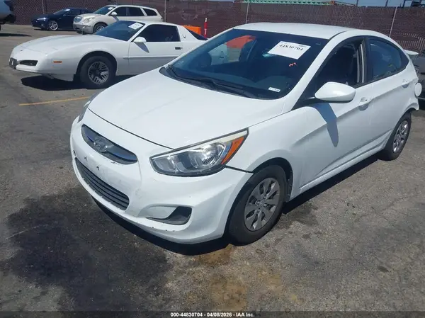 KMHCT4AE1GU968239 2016 HYUNDAI ACCENT - Image 2