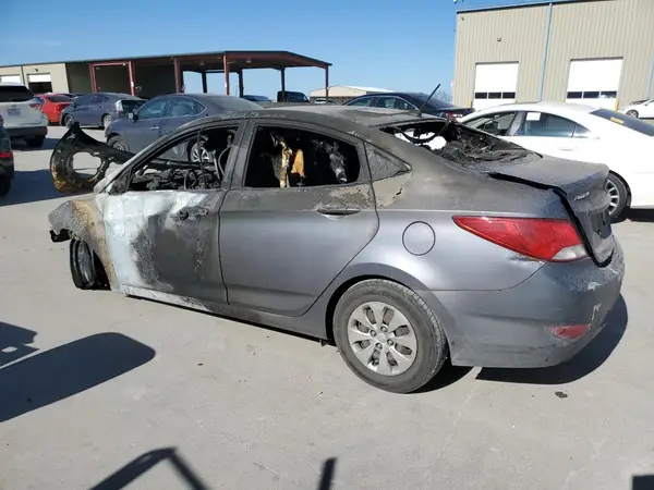 KMHCT4AE1GU998678 2016 HYUNDAI ACCENT - Image 2