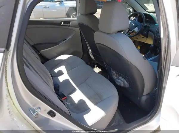 KMHCT4AE1HU169935 2017 HYUNDAI ACCENT - Image 8