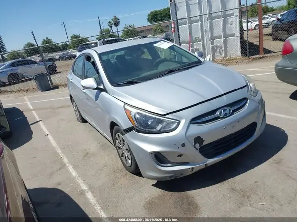 KMHCT4AE1HU172690 2017 HYUNDAI ACCENT - Image 1