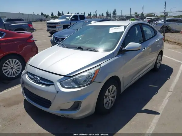 KMHCT4AE1HU172690 2017 HYUNDAI ACCENT - Image 2