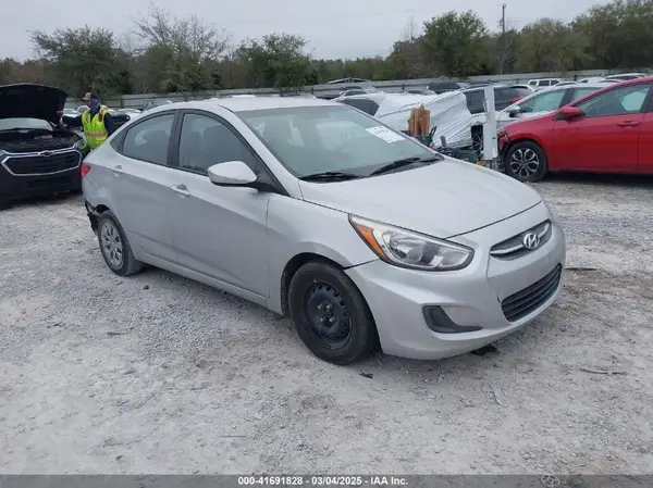KMHCT4AE1HU199310 2017 HYUNDAI ACCENT - Image 1