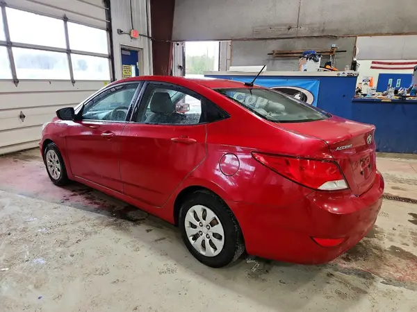 KMHCT4AE1HU233519 2017 HYUNDAI ACCENT - Image 2