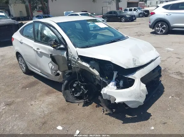 KMHCT4AE1HU237327 2017 HYUNDAI ACCENT - Image 1