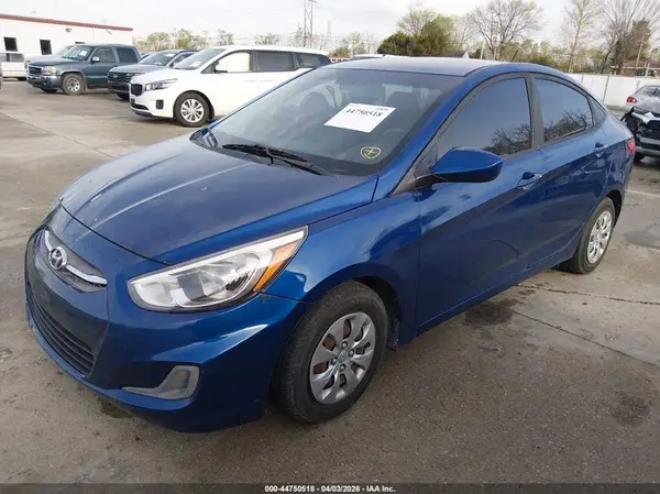 KMHCT4AE1HU238218 2017 HYUNDAI ACCENT - Image 2