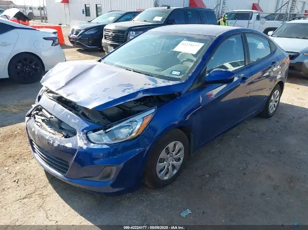 KMHCT4AE1HU248005 2017 HYUNDAI ACCENT - Image 2