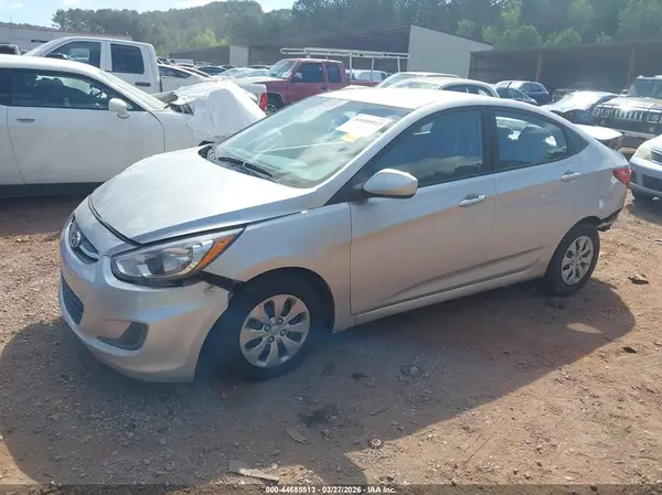 KMHCT4AE1HU248389 2017 HYUNDAI ACCENT - Image 2