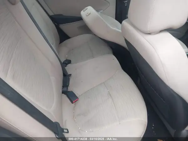 KMHCT4AE1HU249106 2017 HYUNDAI ACCENT - Image 8