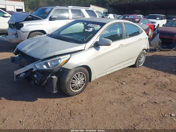 KMHCT4AE1HU252846 2017 HYUNDAI ACCENT - Image 2