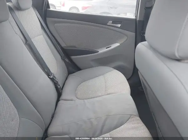 KMHCT4AE1HU275902 2017 HYUNDAI ACCENT - Image 8