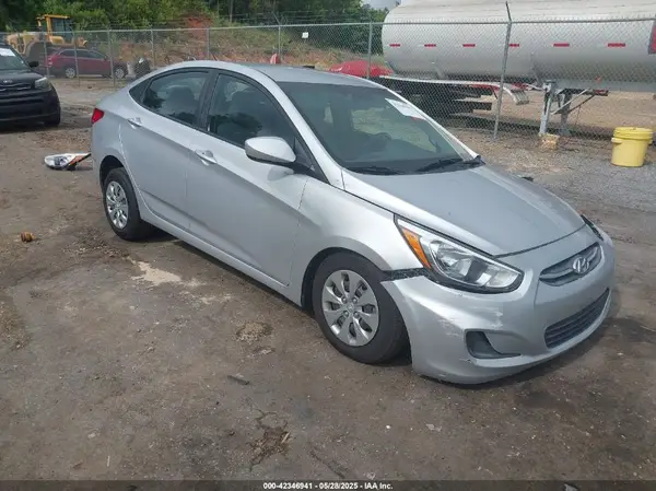 KMHCT4AE1HU297642 2017 HYUNDAI ACCENT - Image 1