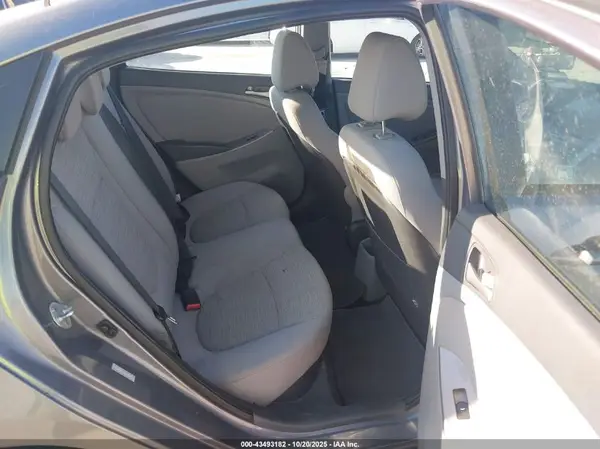 KMHCT4AE1HU311409 2017 HYUNDAI ACCENT - Image 8