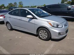 KMHCT4AE1HU323379 2017 HYUNDAI ACCENT