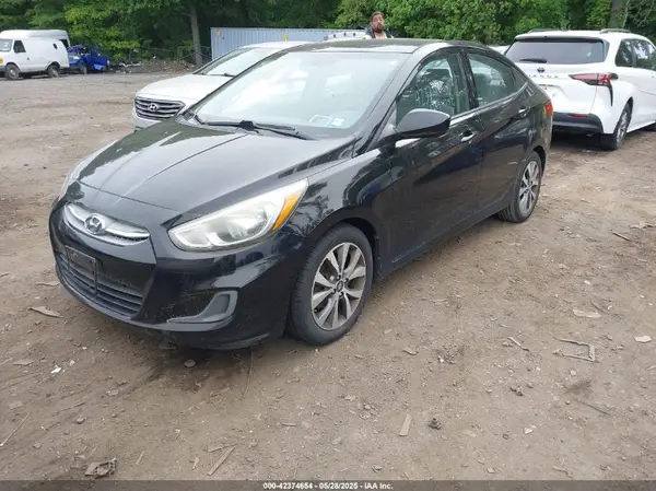 KMHCT4AE1HU328517 2017 HYUNDAI ACCENT - Image 2