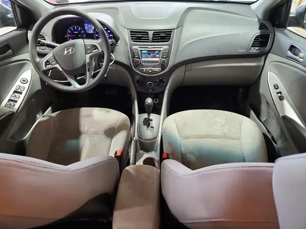 KMHCT4AE1HU333586 2017 HYUNDAI ACCENT - Image 8