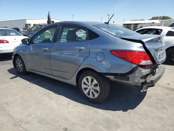 KMHCT4AE1HU352252 2017 HYUNDAI ACCENT - Image 2