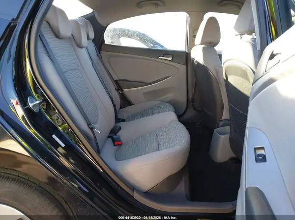 KMHCT4AE1HU353059 2017 HYUNDAI ACCENT - Image 8