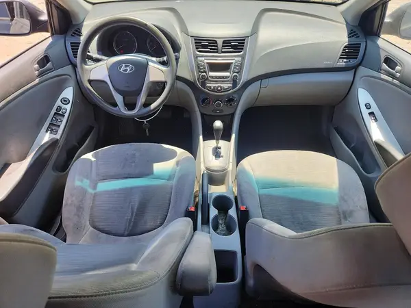 KMHCT4AE1HU356480 2017 HYUNDAI ACCENT - Image 8