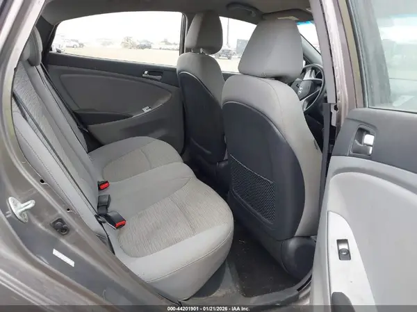 KMHCT4AE1HU359332 2017 HYUNDAI ACCENT - Image 8