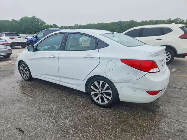 KMHCT4AE1HU368998 2017 HYUNDAI ACCENT - Image 2