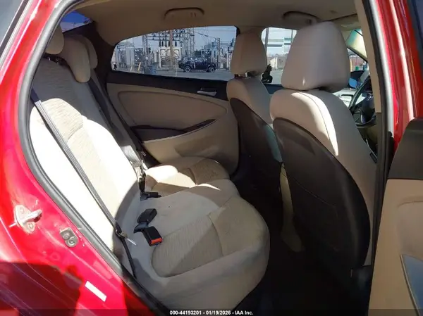 KMHCT4AE1HU369116 2017 HYUNDAI ACCENT - Image 8