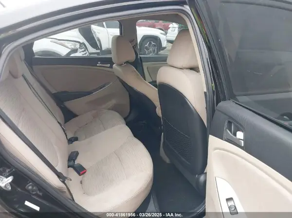 KMHCT4AE1HU374039 2017 HYUNDAI ACCENT - Image 8