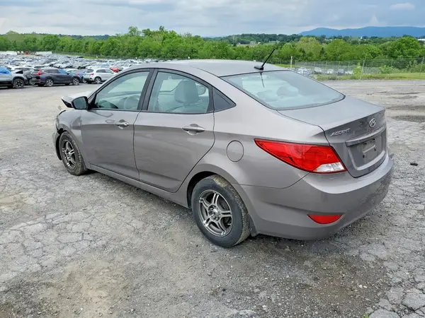 KMHCT4AE1HU374915 2017 HYUNDAI ACCENT - Image 2