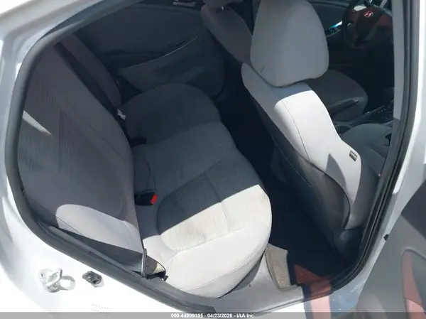 KMHCT4AE1HU375580 2017 HYUNDAI ACCENT - Image 8