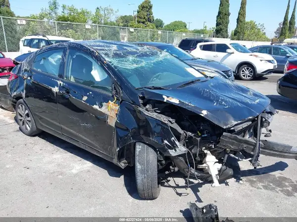 KMHCT4AE1HU377359 2017 HYUNDAI ACCENT - Image 1