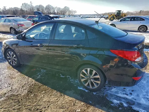 KMHCT4AE1HU379693 2017 HYUNDAI ACCENT - Image 2