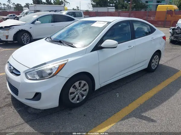KMHCT4AE2GU000294 2016 HYUNDAI ACCENT - Image 2