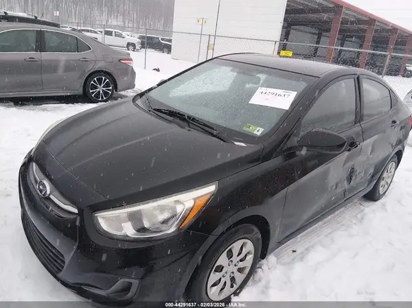KMHCT4AE2GU015300 2016 HYUNDAI ACCENT - Image 2