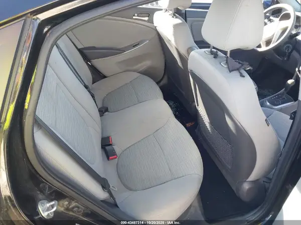 KMHCT4AE2GU017600 2016 HYUNDAI ACCENT - Image 8